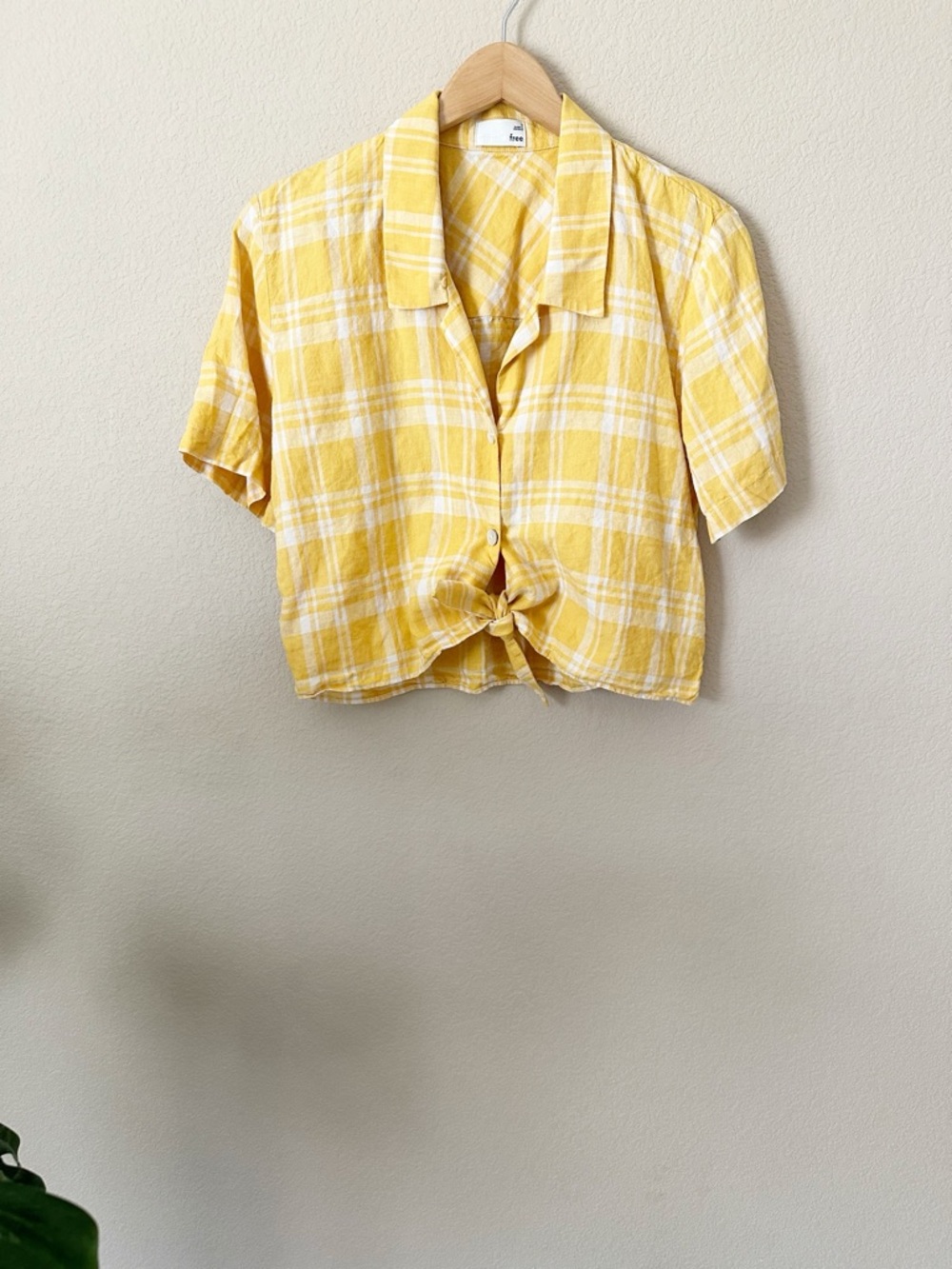 Aritizia Wilfred Free The Tie Front Blouse in Acacia Oak Size Small Linen